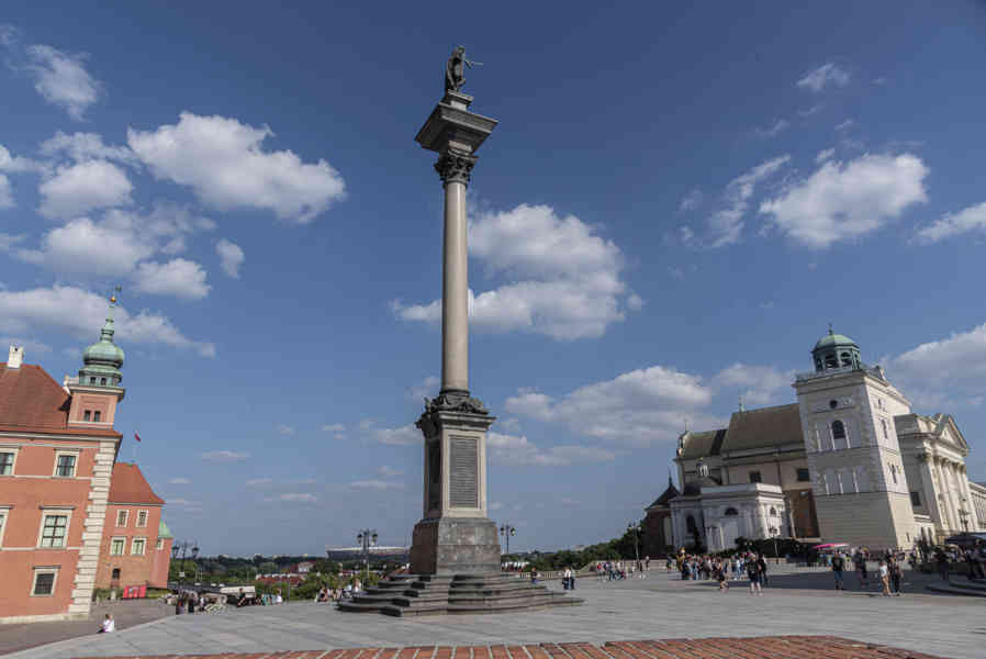 Polonia - Varsovia 007 - Columna de Segismundo.jpg